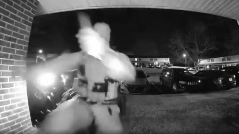 Maryland Police Mistakenly Raid Wrong Apartment in Disturbing Incident, Video Sparks Outrage Maryland police break into wrong apartment