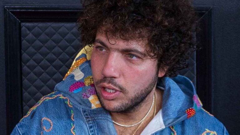 Benny Blanco’s Valentine’s Day Gift For Selena Gomez Deemed ‘Disgusting’ By Fans Benny Blanco