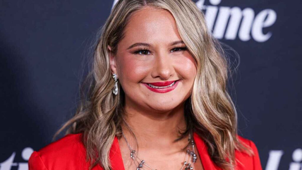 Gypsy Rose Blanchard Criticized For Lack of ‘Self Awareness’ In Driving Video: ‘She Needs to Be More Careful’ Gypsy Rose Blanchard