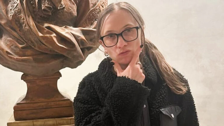 How Kat Timpf Got Through ‘Traumatic’ Baby News With ‘Dark Humor’: ‘He Might Have Saved My Life’ Fox News contributor Kat Timpf shares baby announcement and cancer diagnosis.