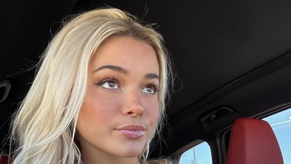 Gymnast Olivia Dunne Sniffing Her Armpit While ‘Chillaxing’ Begged to ‘Do It Barefoot, Please’ Olivia Dunne