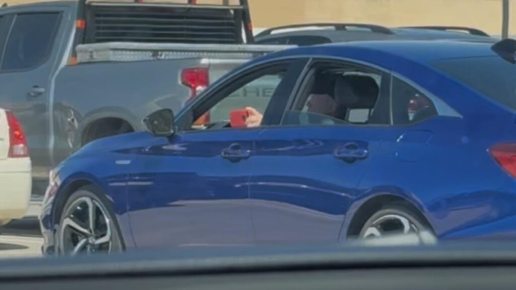 Suspicious Man Films Houston Students After School: ‘That’s Such Predatory Behavior to Me’ Redditor Captures Suspicious Man Films Houston Students After School: ‘That’s Such Predatory Behavior to Me'