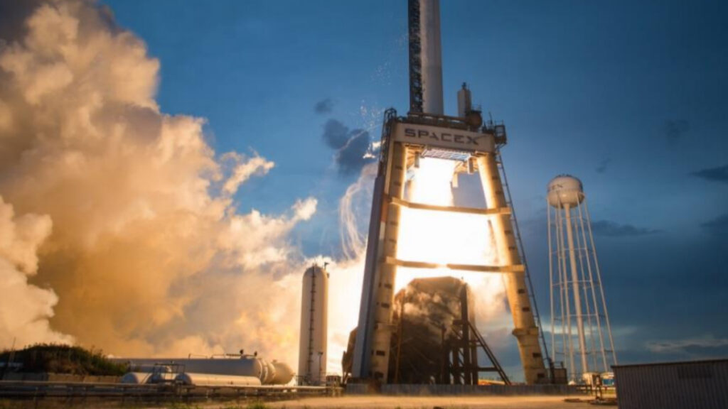 Elon Musk’s Spaceship Explodes Midair in Fiery ‘Unscheduled Disassembly’ Caught on Video A SpaceX rocket launches off