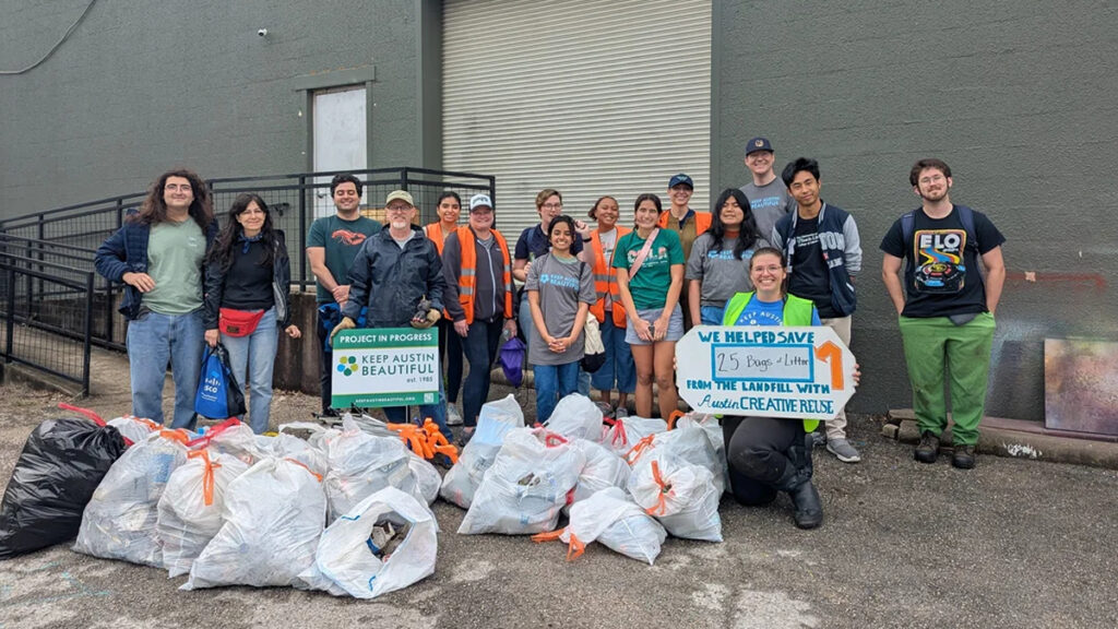 Eco-Pride in Austin: ‘Wonderful’ Volunteers Clear 28 Bags From City’s Waterways Eco-Pride in Austin Texas: Volunteers Clear 28 Bags From City’s Waterways: ‘That’s Wonderful'