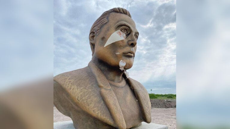 Vandals Target Elon Musk Head Statue Near Texas Starbase: ‘Not Vandalized Enough Though’ Vandals Target Elon Musk Head Statue Near Texas Starbase: ‘Not Vandalized Enough Though'
