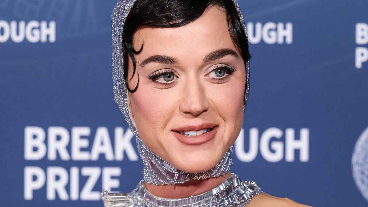 Katy Perry Calls Herself ‘A Human Piñata’ Following Lifetimes Tour Criticism