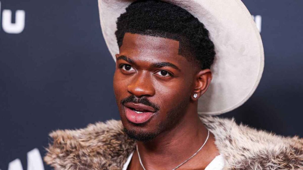 Lil Nas X Reveals He’s Lost Control of Half of His Face: ‘I Can’t Even Laugh Right’ Lil Nas X