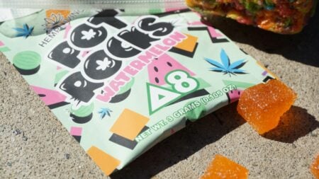 New York Teacher Gives Students Drugs After Mistaking Them for Candy: ‘Weird Thing to Mix Up’ New York school drugs as candy