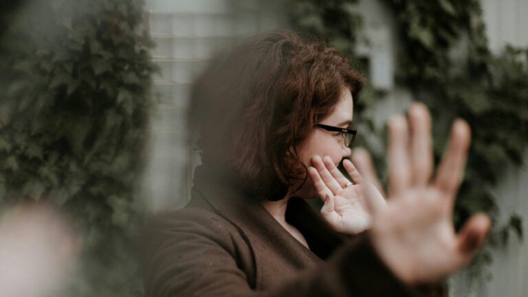 New York woman exposes neighbor