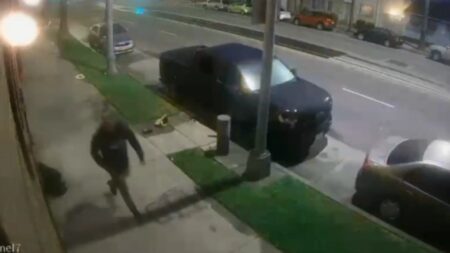 A picture of the California man chasing the two guys.