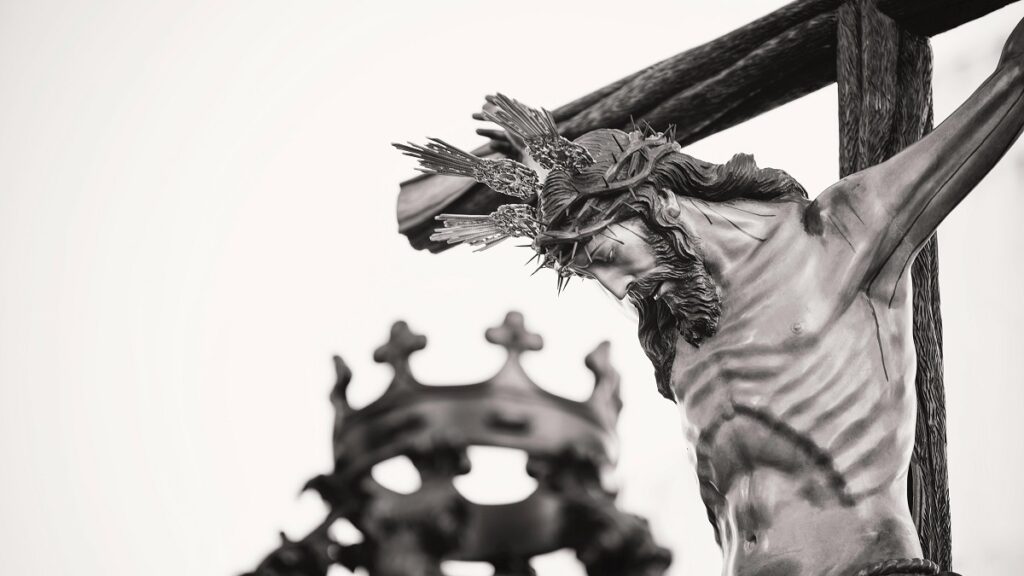 Wyoming Artist Confronted Over Art After Client Discovers They’re Not Christian, ‘I Do Artwork for Everyone’ jesus christ on the cross