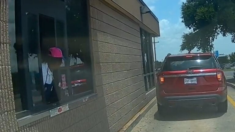 Drive-Thru Rage in Dallas After Customer Hurls Receipt and Threatens Teen Employee: ‘Why Are People So Rude?’
