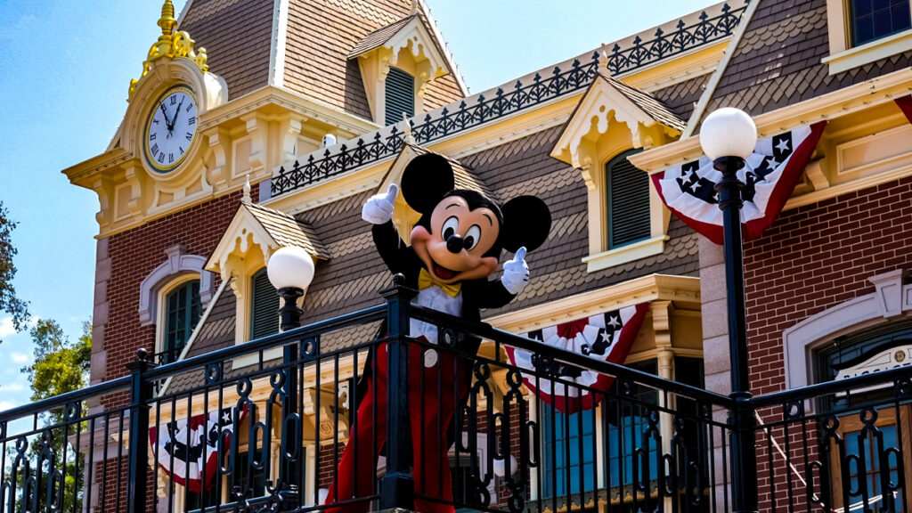 Florida Man Exceeds Weight Limit, Gets Injured, Now Suing Disney: ‘That Case Is Getting Thrown Out’ Florida Man Exceeds Weight Limit, Gets Injured, Now Suing Disney: ‘That Case Is Getting Thrown Out'