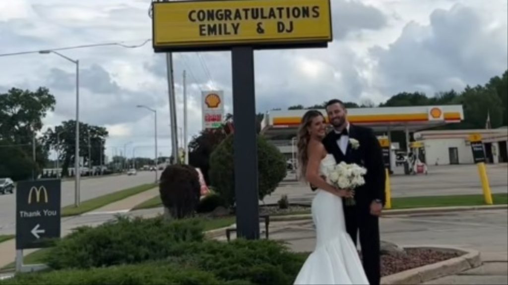 Illinois Bride Uses Wedding To Promote Corporate Job and the Internet Is Going Wild: ‘I Hate Capitalism’ Illinois Bride gets married at a McDonald's
