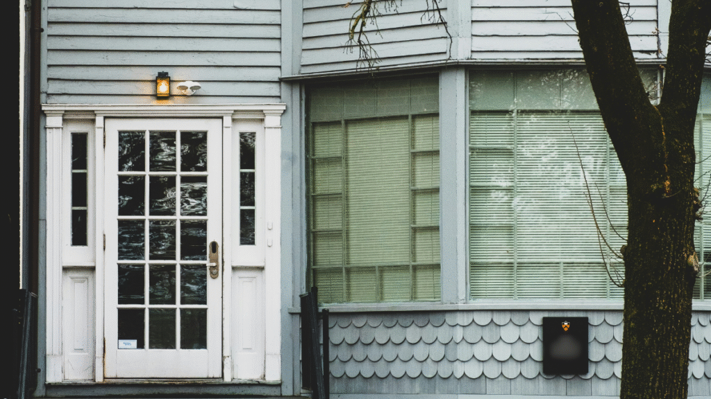 New Jersey Man Refuses To Move Out of Boyfriend’s House After Breakup Unless He Pays Him: ‘That Feels Incredibly Unfair to Me’ New Jersey Boyfriend Refuses To Move Out of Girlfriend’s House After Breakup Unless She Pays Him