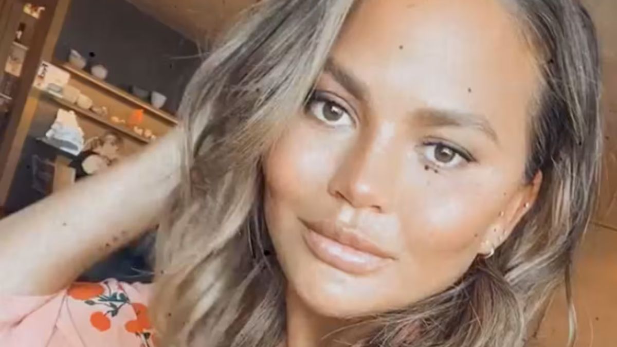 Chrissy Teigen Told To Shut Her ‘Bloated Pie Hole’ For Taking Stance On Los Angeles ICE Raids