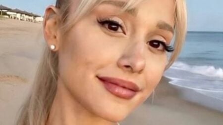 Ariana Grande close up