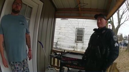 Entitled Kentucky Man Returns After Being Confronted By Police, 'Mistress Is Smiling About This Like She Isn’t Next'