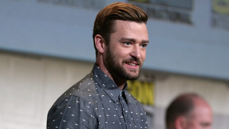 Photo of singer Justin Timberlake diagnosed with Lyme disease.