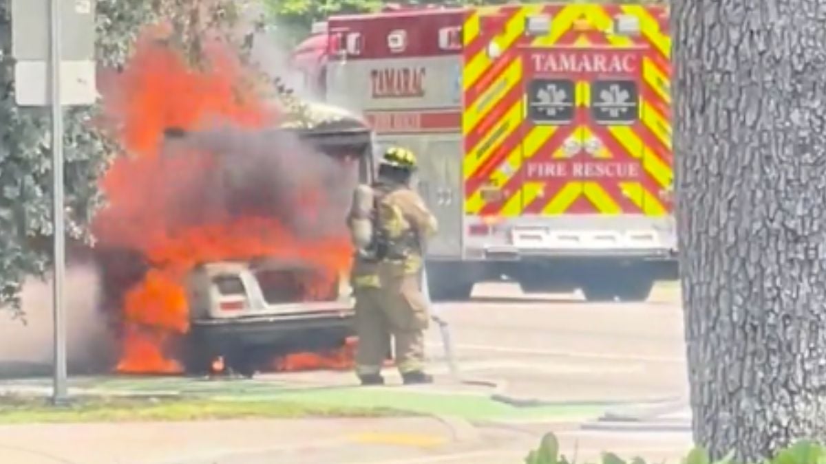 Mail Truck Bursts Into Flames in Florida Amid Record Heatwave: ‘RIP to My Bills’