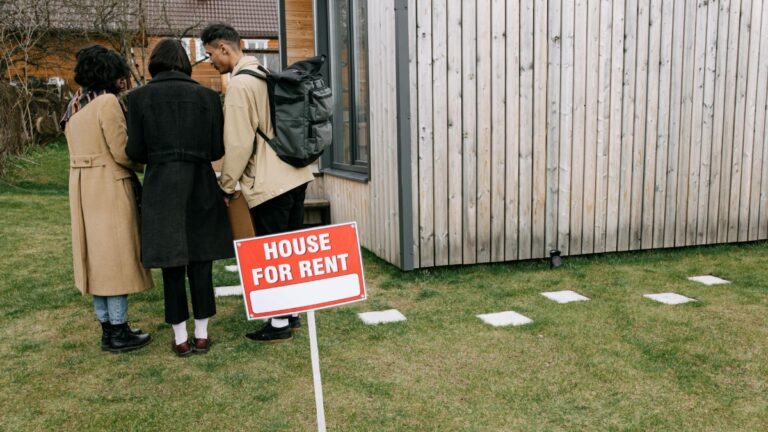 Chicago landlord evicts renter through text