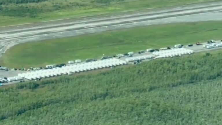 Florida Immigration Detention Center Continues Hunger Strike, 'We Aren't Fighting it Hard Enough'