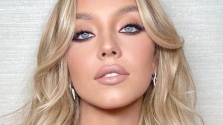 Sydney Sweeney close up