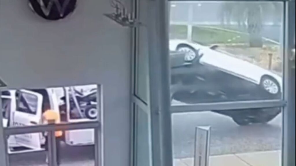 Georgia Tow Truck Driver Picks Up Car and Accidentally Flips It in Viral Video, ‘Probably Threw the Controller into the Backseat and Flipped the Worst Possible Switch’ A tow truck accidentally flipping an audi SUV