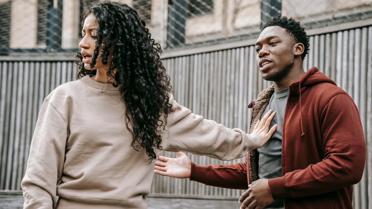 California Woman Steps in After Seeing Couple Arguing, Tells the Man to Leave Her Alone and Gives the Girl a Ride in Wholesome Clip: ‘She Hugged You Immediately, Poor Baby’