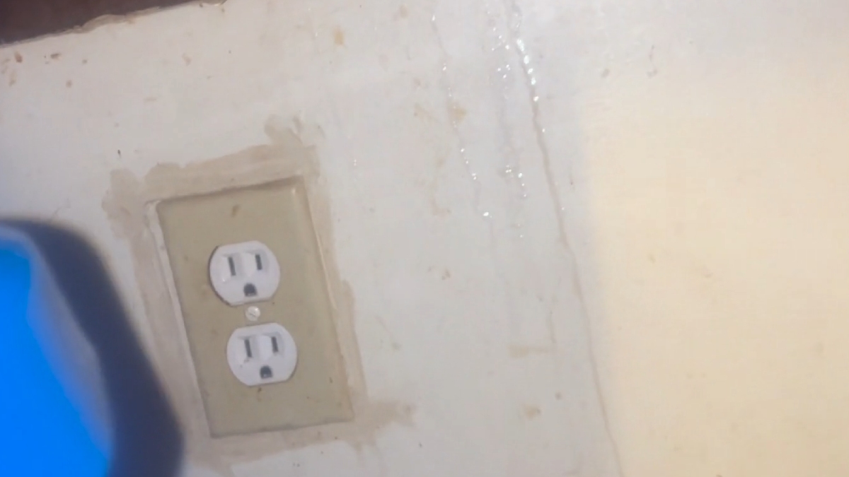 Irresponsible Kentucky Landlady Refuses to Fix Apartment Complex With Leaking Walls, ‘They Need to Resolve This Issue ASAP’