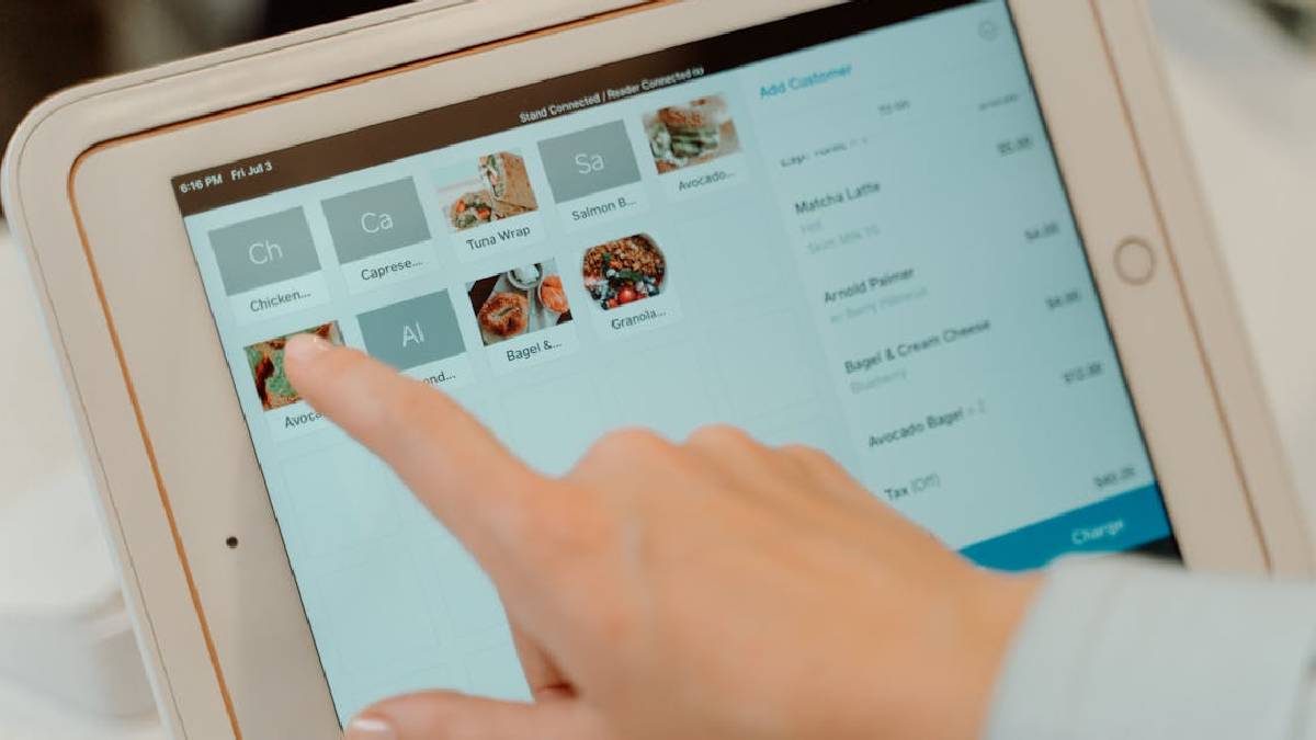 New Jersey Restaurant Sets an Example That Tipping Shouldn’t Be Required Everywhere: ‘Yeah, I’d go out of my way to eat there’