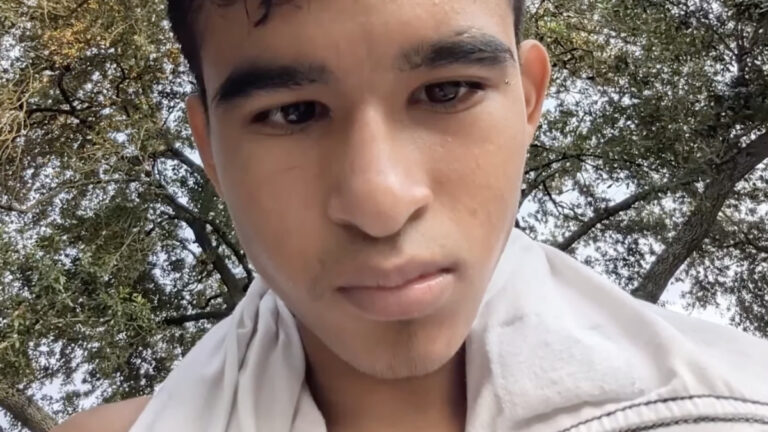 ICE Secretly ‘Kidnaps’ Autistic Houston Boy During Bathroom Break: ‘Proof That ICE Isn’t Going After Criminals’ ICE 'Kidnaps' Autistic Houston Boy During Bathroom Break