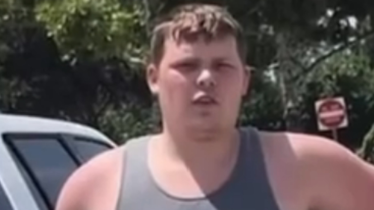 Overweight Texas Man Filmed Telling U.S. Citizen To ‘Go’ Home In Parking Lot: ‘This Isn’t Mexico’