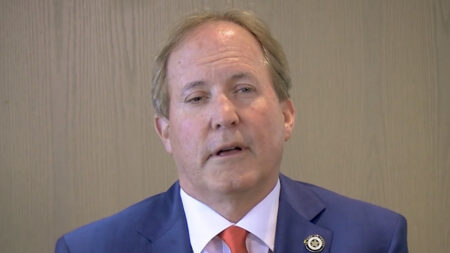 Texas Attorney General Is Suing Tylenol