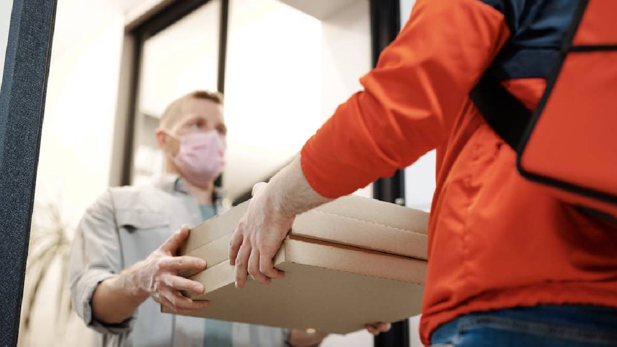 San Francisco DoorDash Driver Tries to Manipulate Customer to Get Tips: ‘This Is A Victim Projectile’