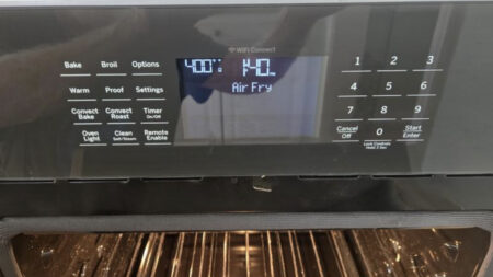 California Man Forced to Pay $80 for 'Digital Upgrade' for Smart Oven