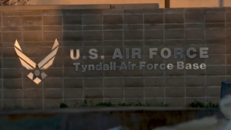 Military Families in Florida Forced to Take Down Christmas Decorations Because It’s Too Early: ‘When Did an HOA Take Over Base Housing?’ Military Families in Florida Forced to Take Down Christmas Decorations Because It's Too Early