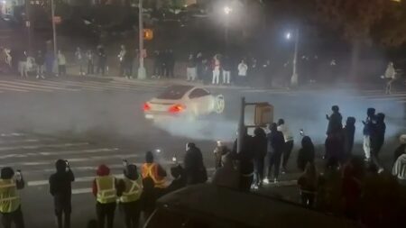 Brooklyn Road Erupts Into 3AM Racetrack as Upset Residents Call 911 on the ‘Vin Diesel Wannabes’ New york sideshow with wannabe vin diesels